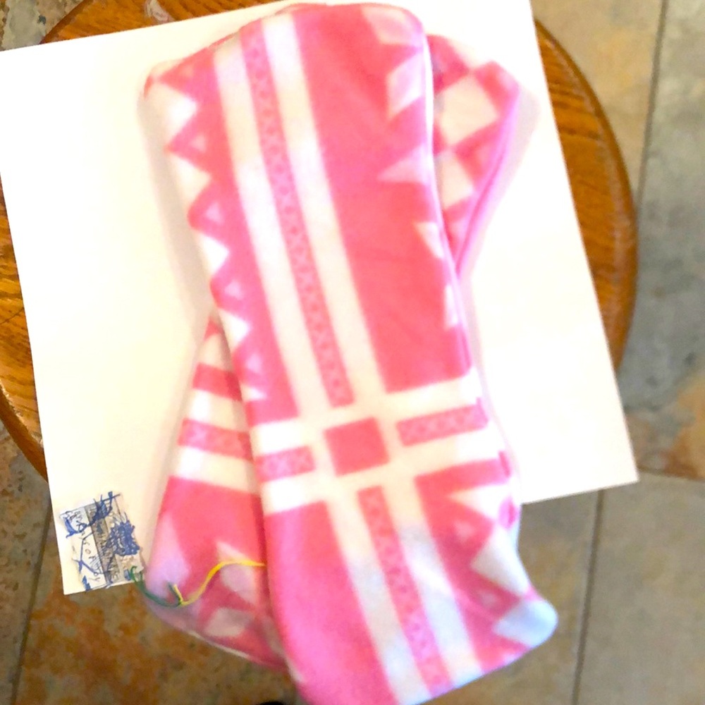 Handmade, set of 2 Burp Cloths, Fleece, about 12 Inches By 6 Inches, Pink, White
